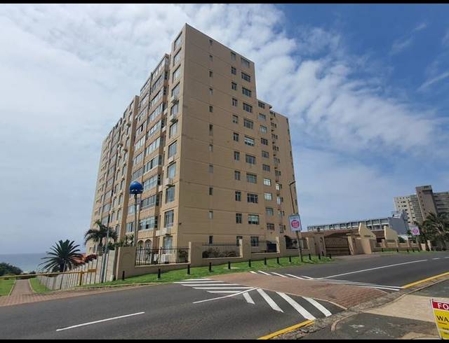 2 BEDROOM APARTMENT FOR SALE IN UMHLANGA CENTRAL